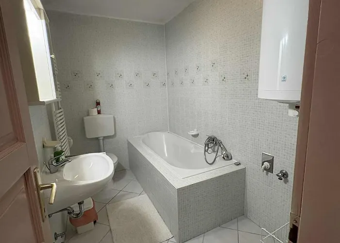 Koetel Apartament Vonyarcvashegy